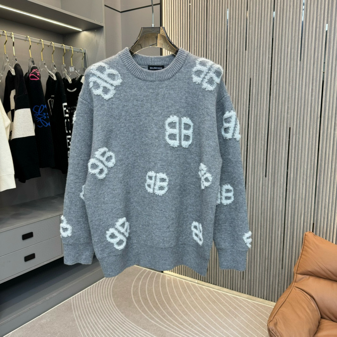 Balenciaga Sweater 2024122801