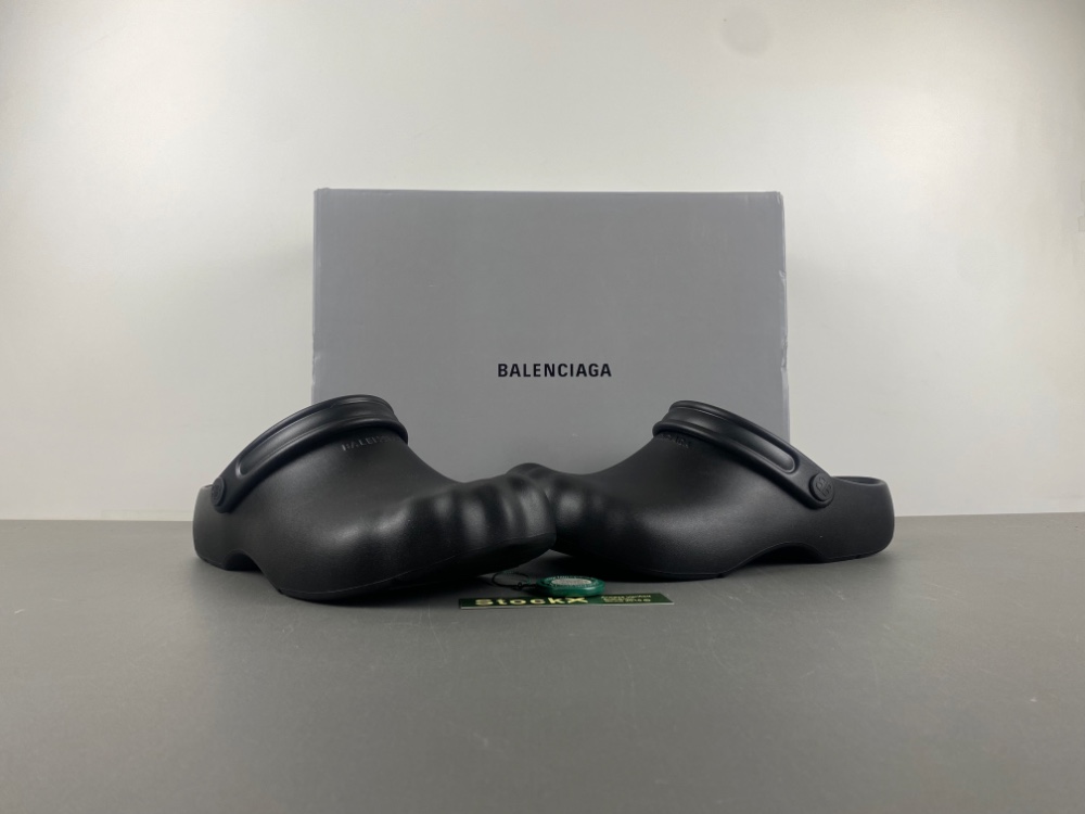 Balenciaga Sunday Black 788619