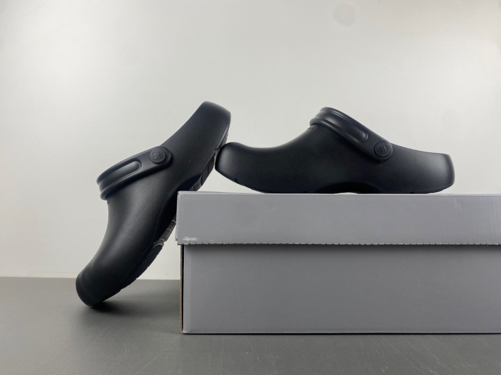 Balenciaga Sunday Black 788619