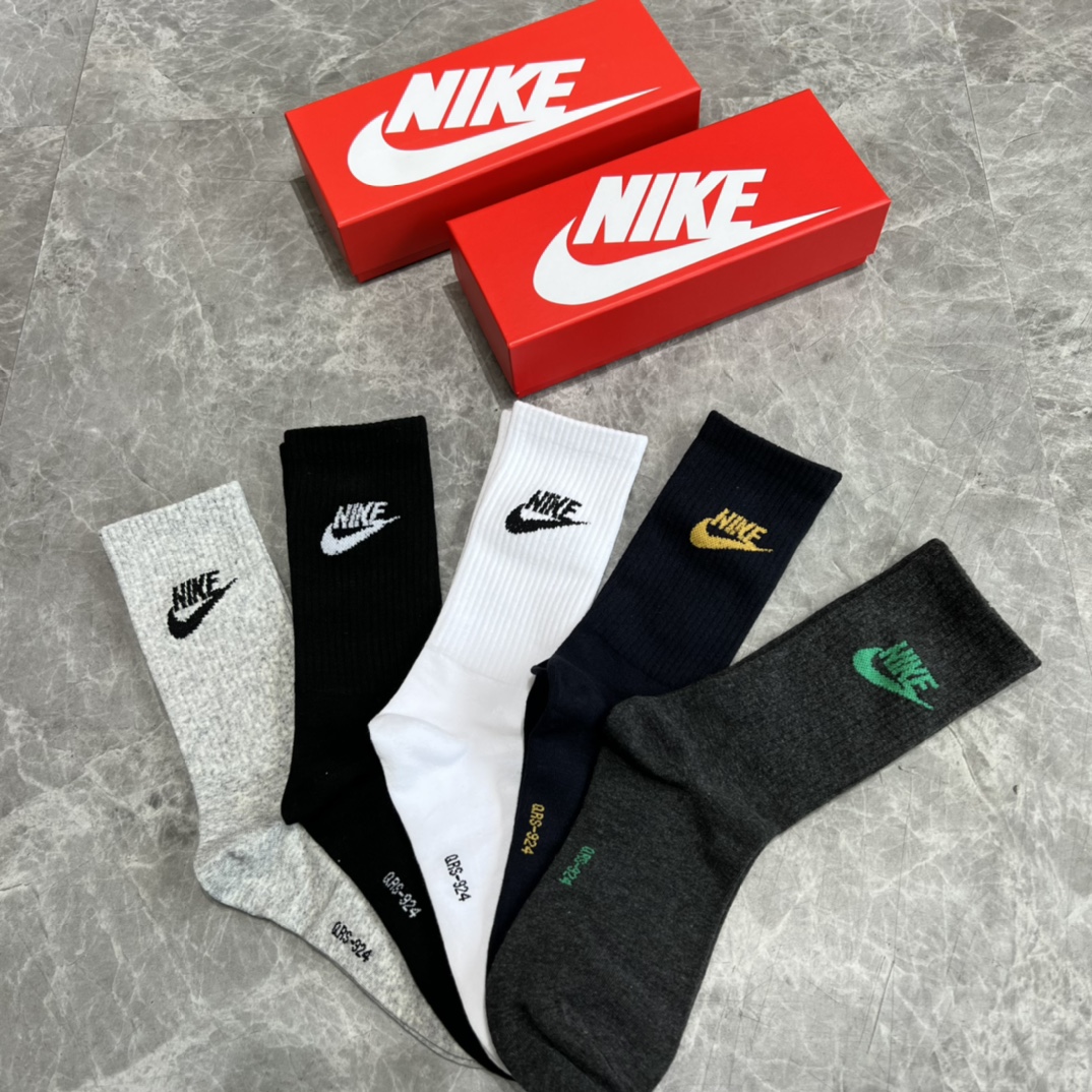 Nike Socks 5 pieces per box 01