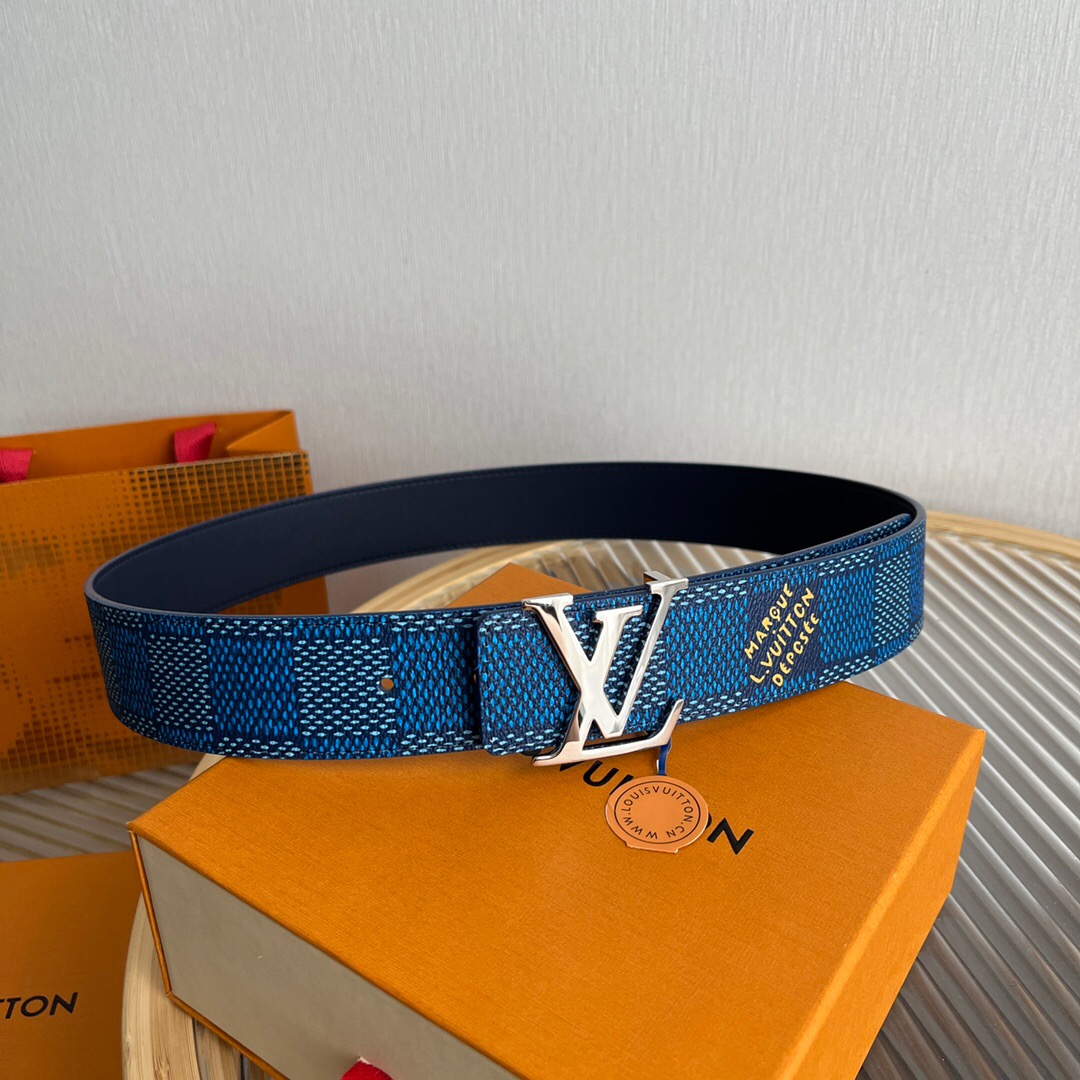 LV Initiales 40mm Reversible Belt M8645U