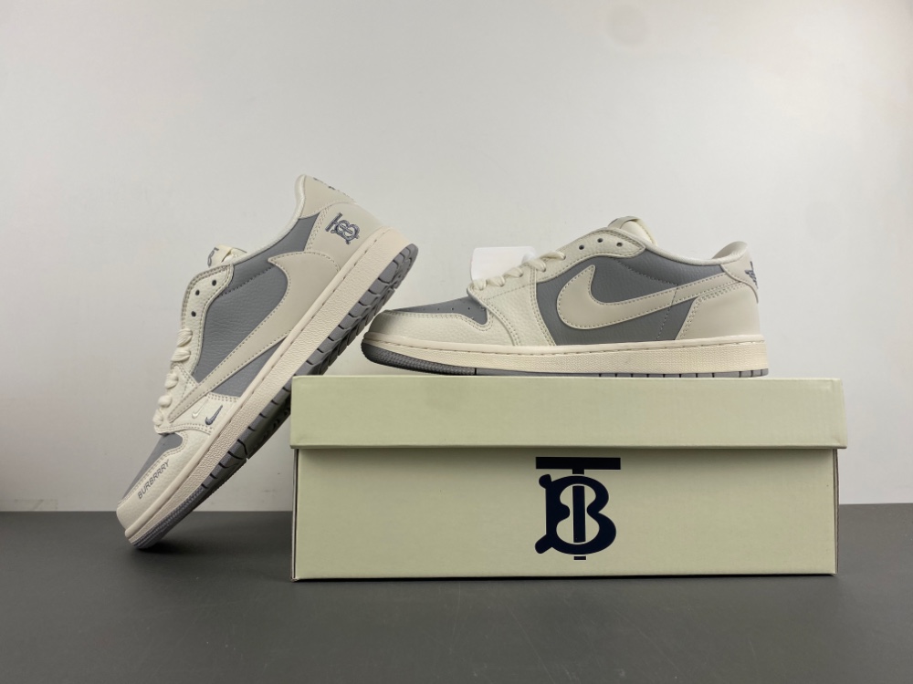 Nike Air Jordan 1 Low Nike BB6588-315