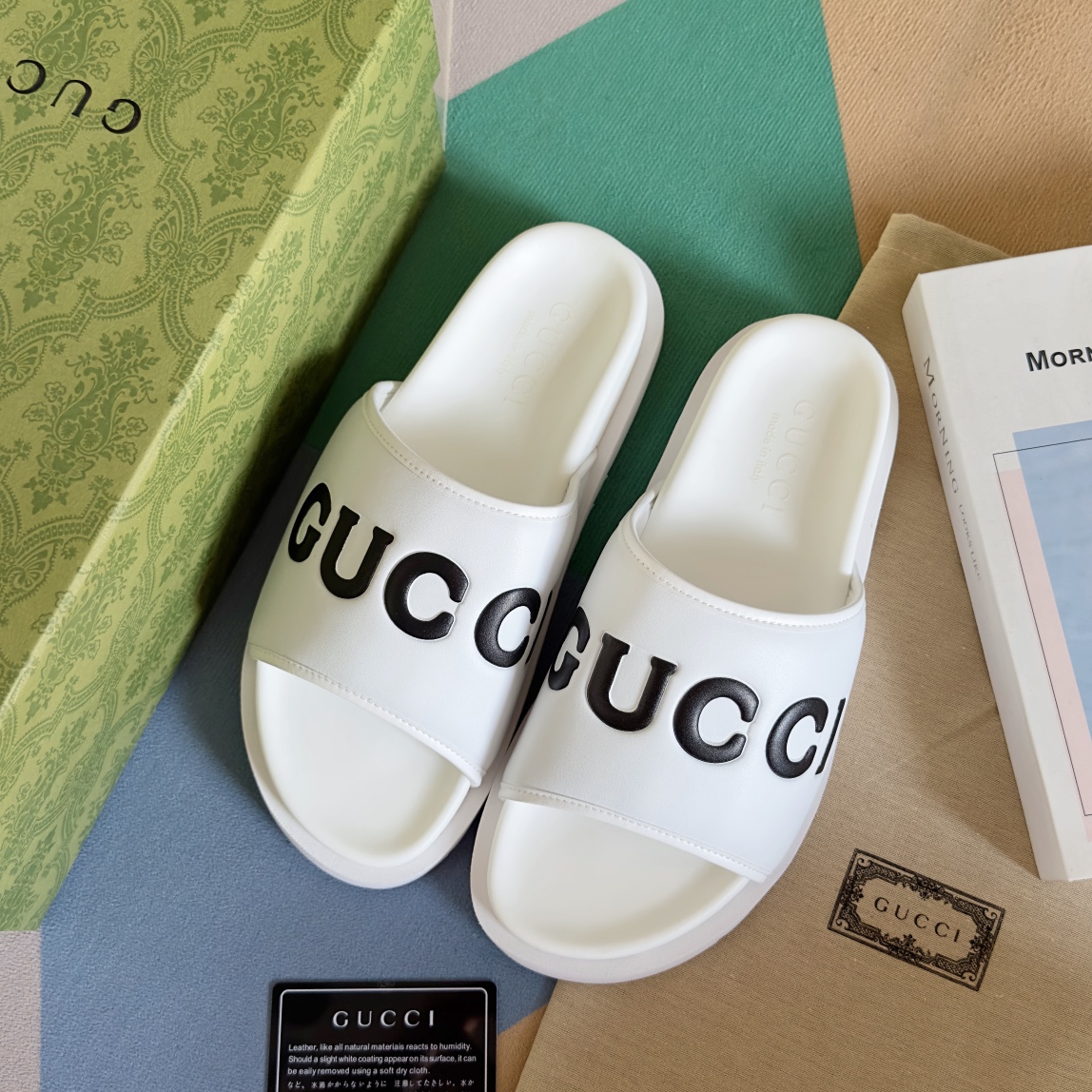 Guccii1 slide sandal HMSS083