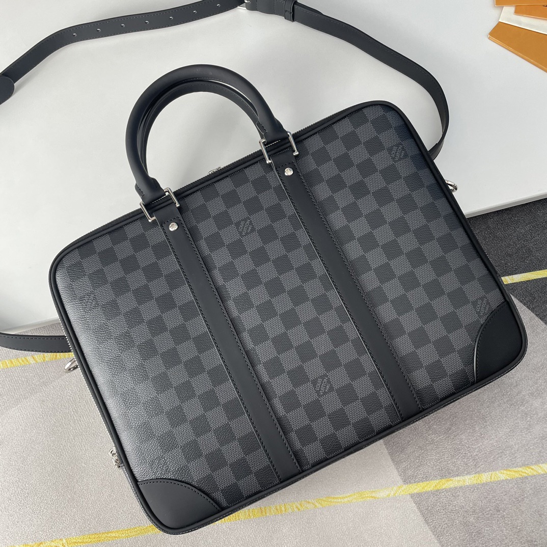 LOUIS VUITTON men
