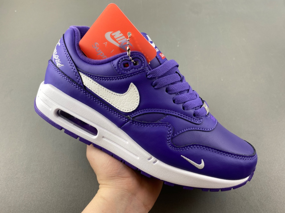 Nike Air Max 1 “Varsity Purple” Supreme HF8813-500