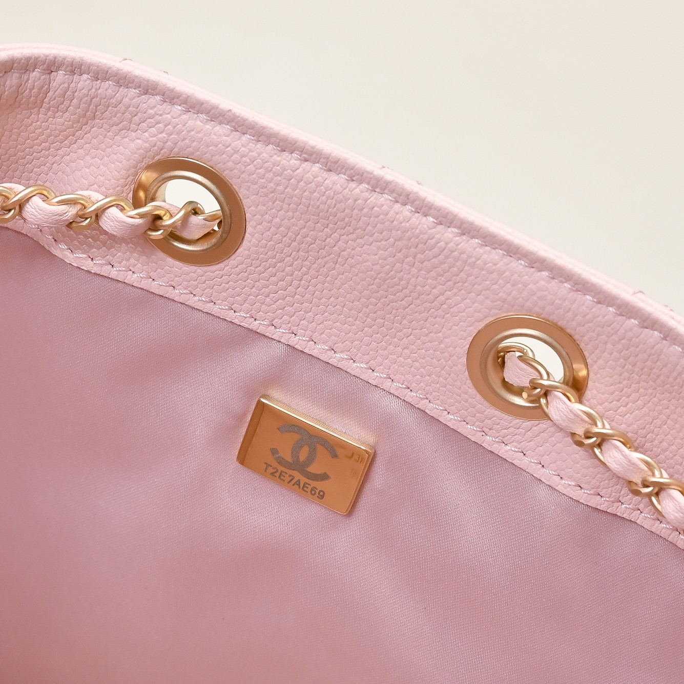 Channel pink bag 96123249 26x30x14cm