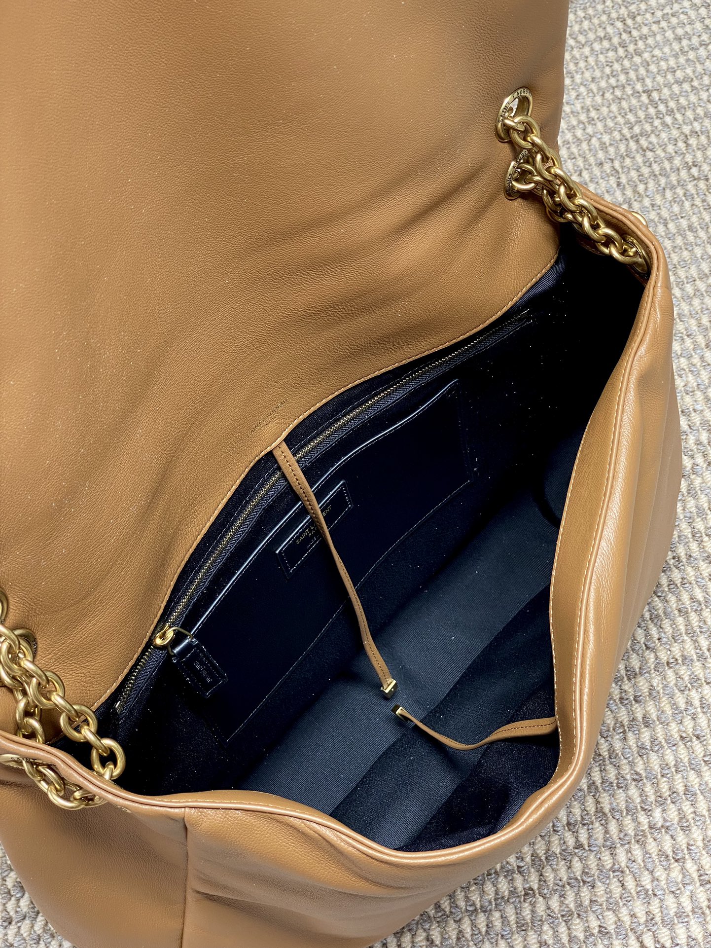 YSL bag 110123286 43×29×9cm