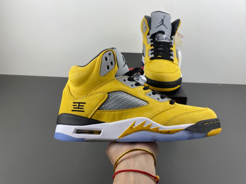 Air Jordan 5 “Tokyo” yellow IO3372-700