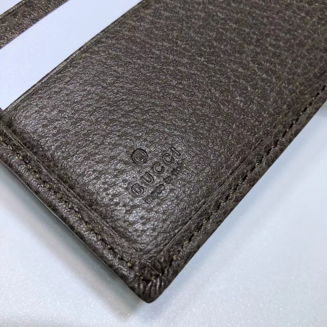 Gucci wallet 597609
