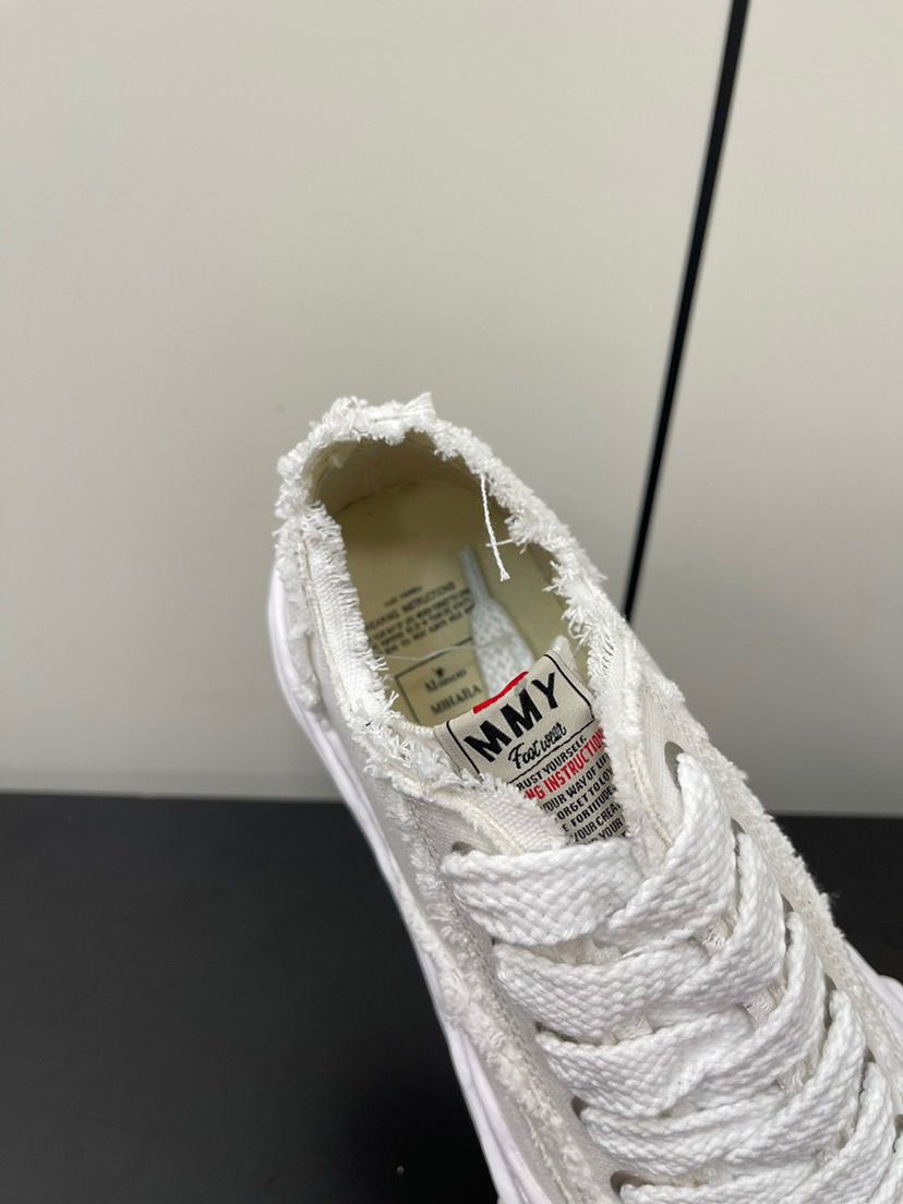 Maison Mihara Yasuhiro "HANK" VLOG Sole Canvas Low-top Sneaker