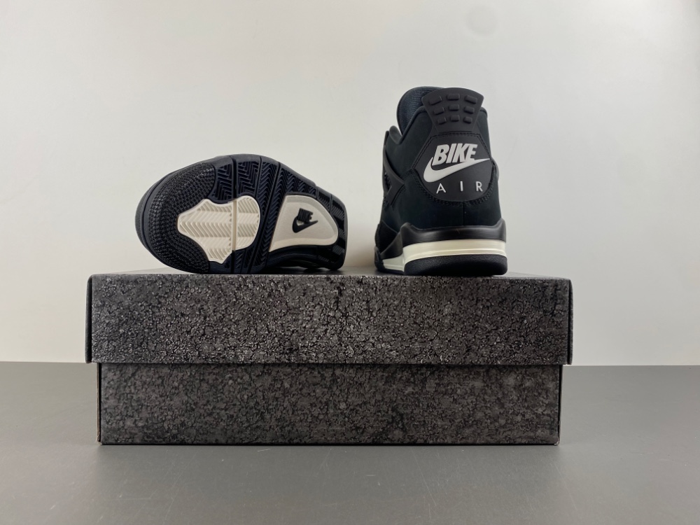 Air Jordan 4  Nigel Sylvester black HF4340-001