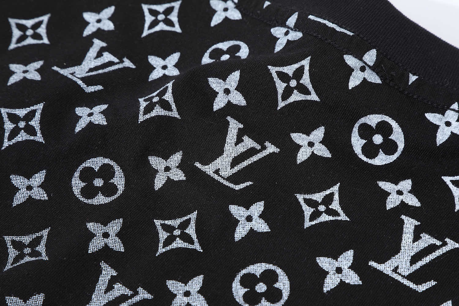 Louise Vuitton black t-shirt