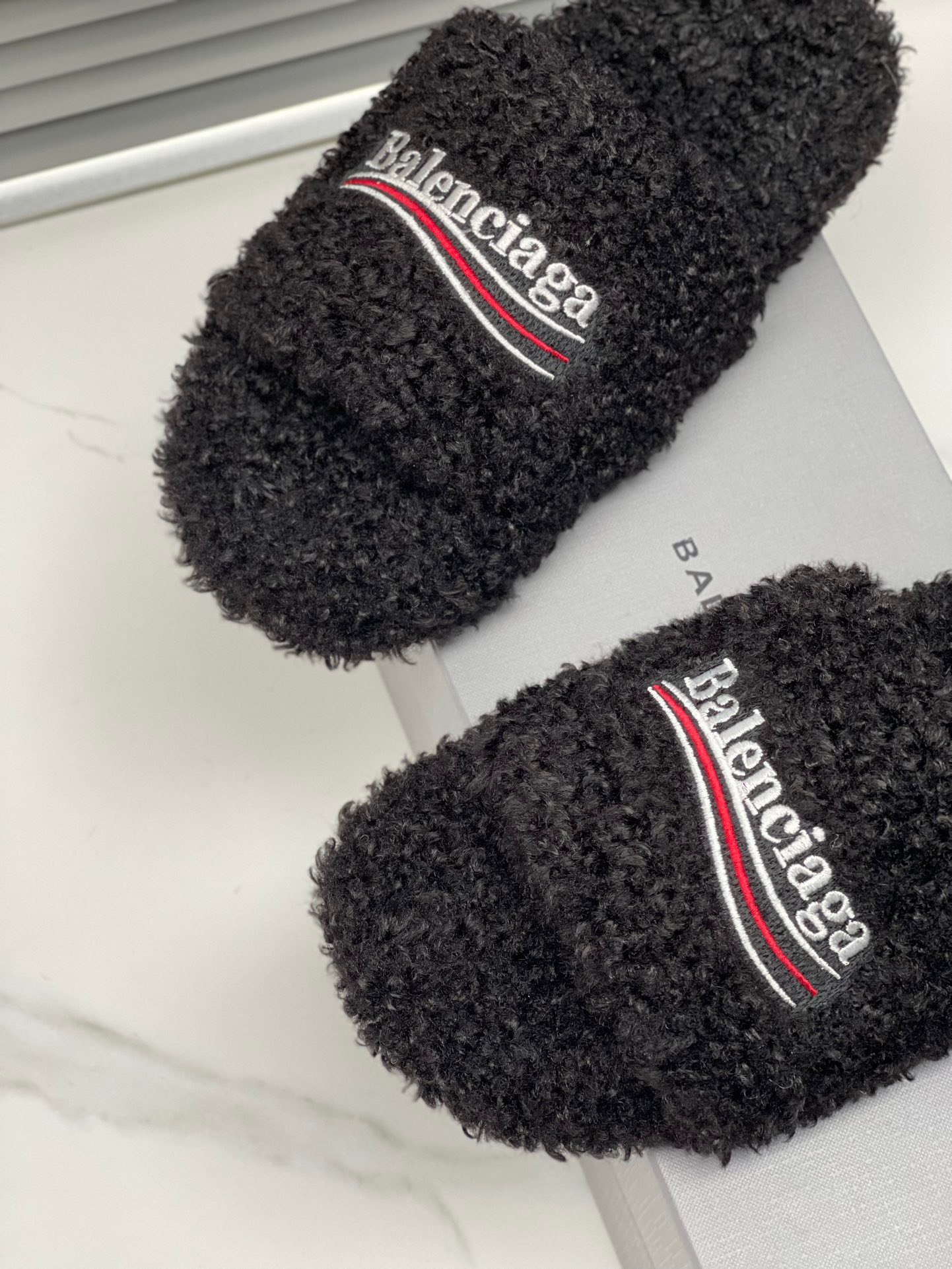 Balenciaga slides AZ17010153 D72