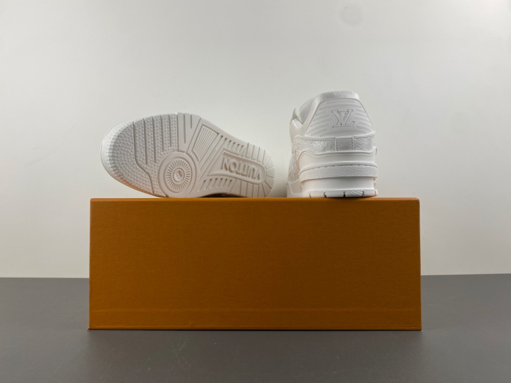 Louis Vuitton LV trainer white