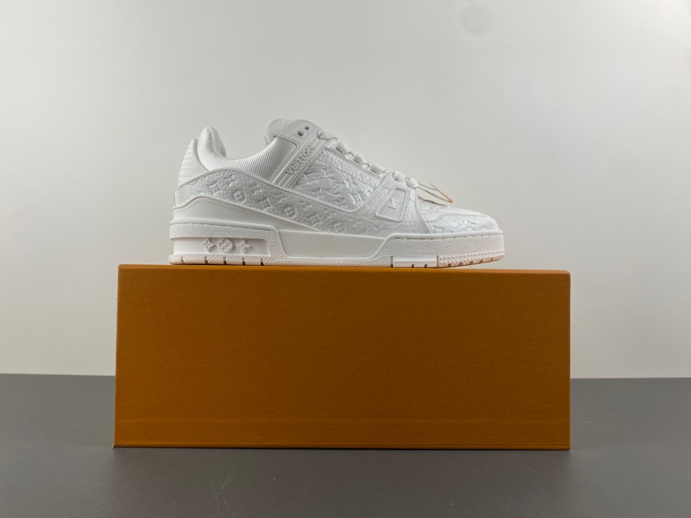 Louis Vuitton LV trainer white