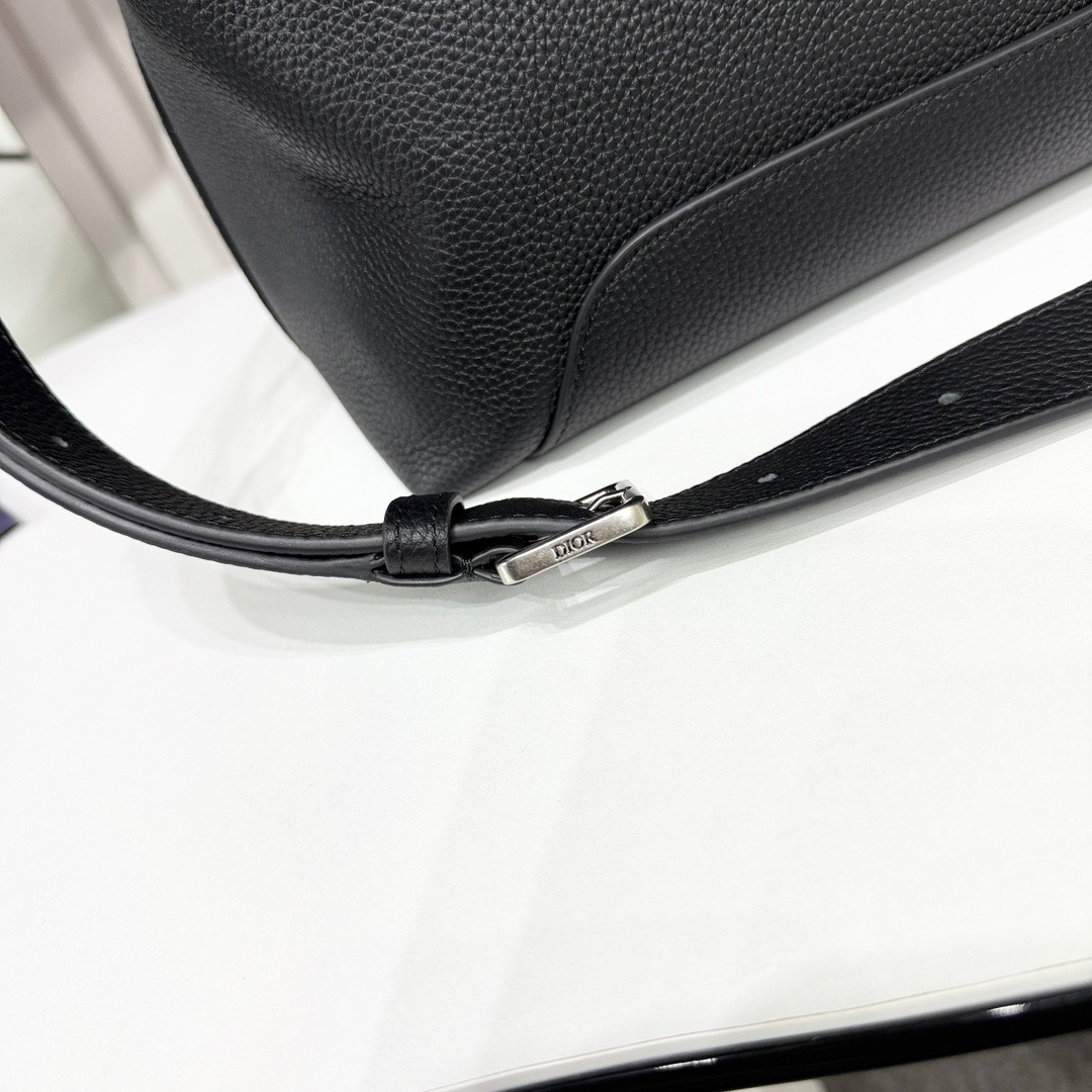 Dioor Normandie bag 1LLSH260KEN_H00N