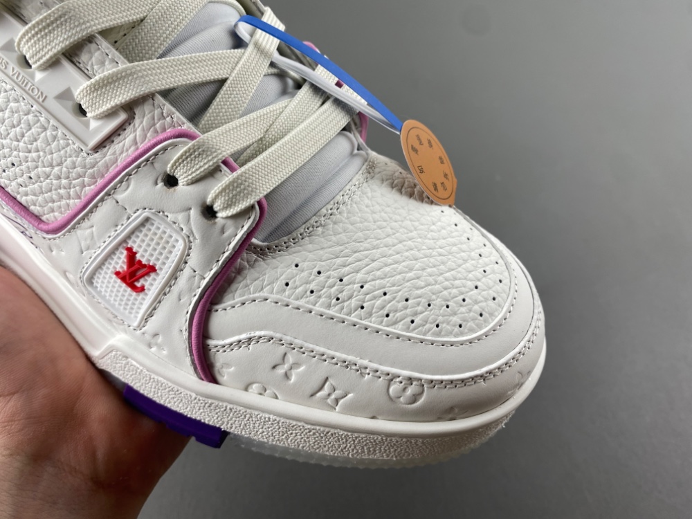 Louis Vuitton LV trainer white and pink