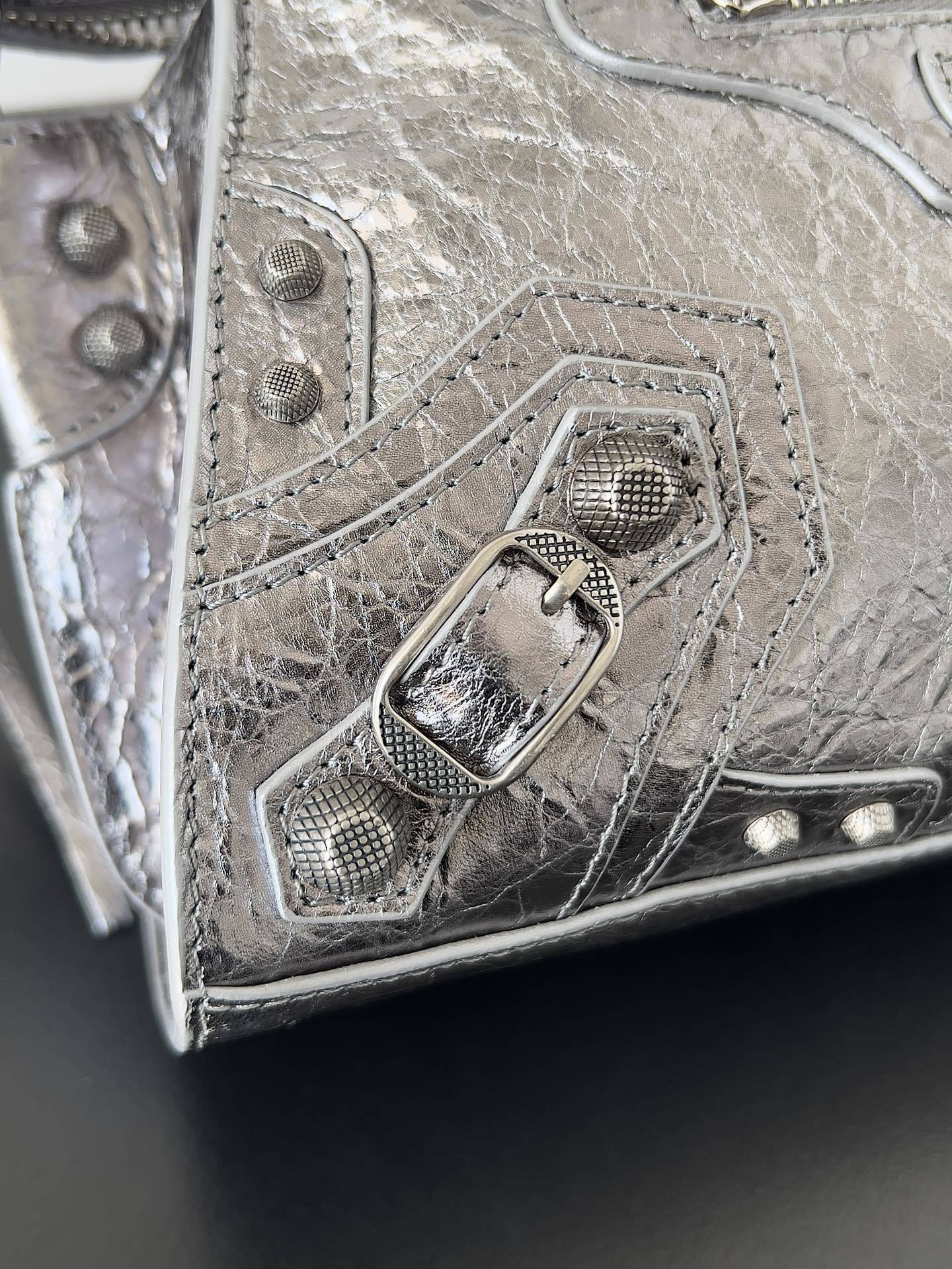 Balenciaga Neo cagole silver 26*13*18cm