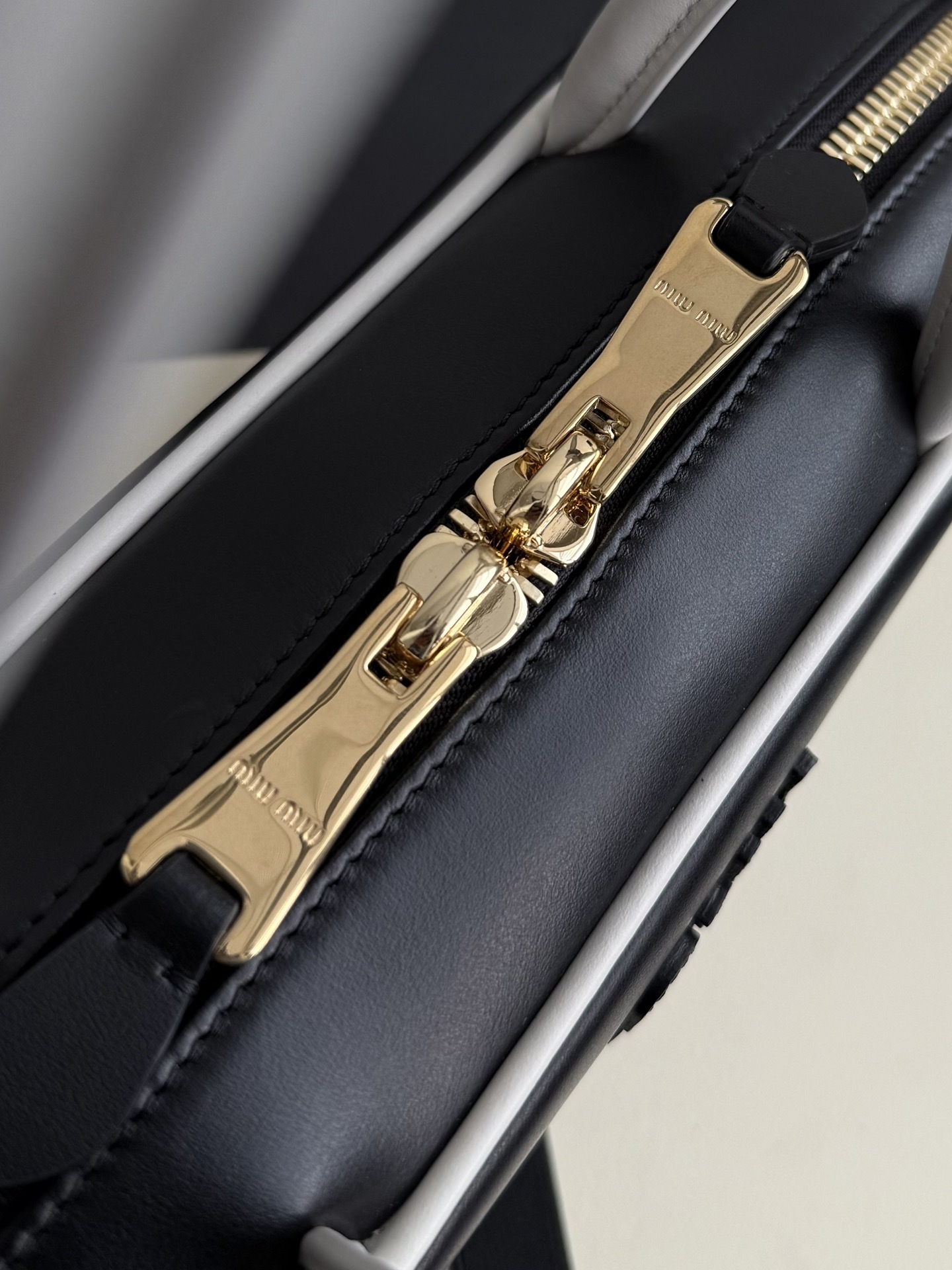 Miumiu tote bag 28*11.5*8CM