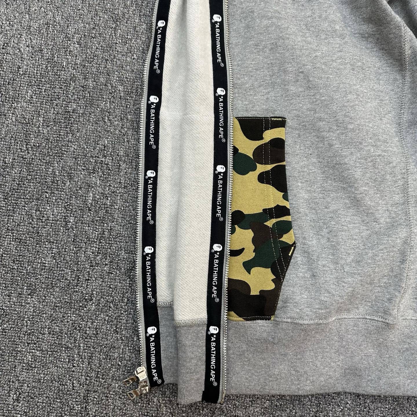 Bape Hoodie 05