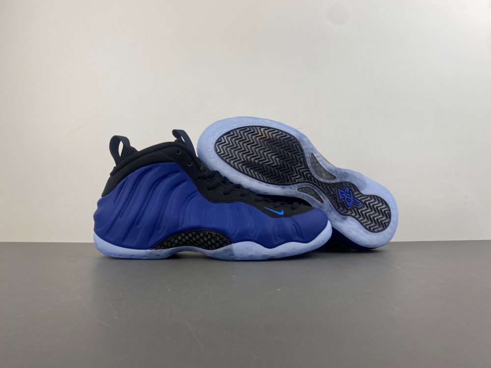 Nike Air Foamposite One “Deep Royal” HJ5195-400