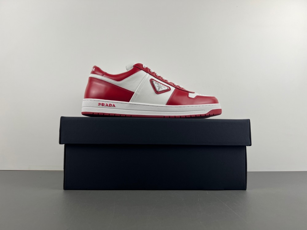 Prada sneaker white red
