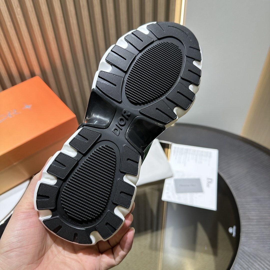 Dioor B44 green sneaker 09