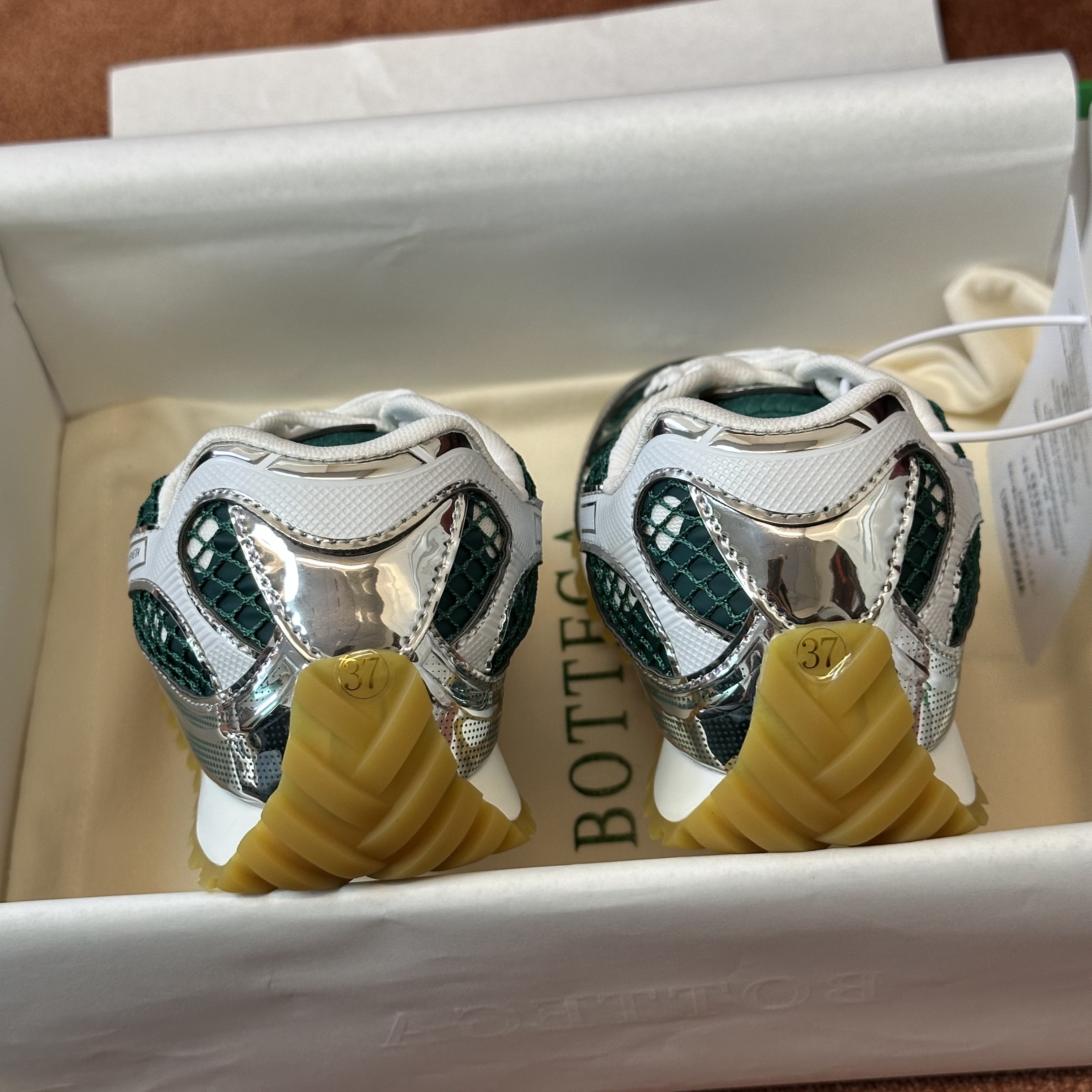 Bottega Veneta Orbit sneaker 04