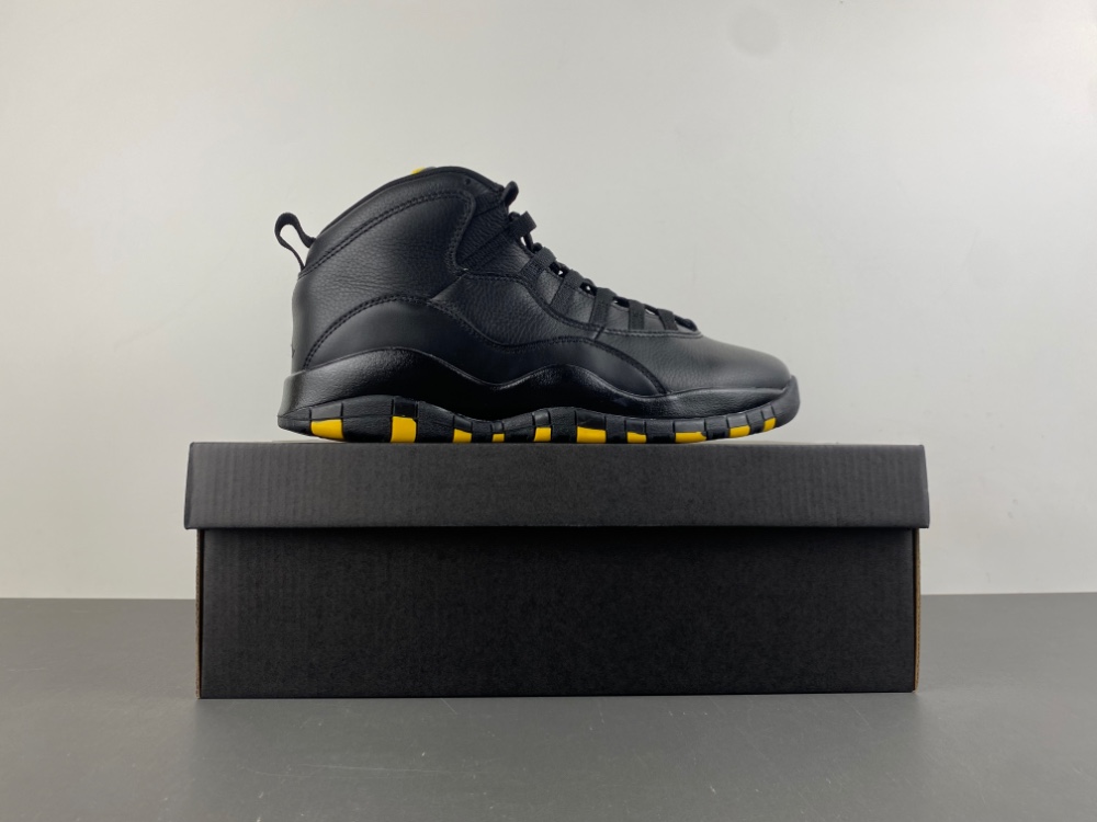 Air Jordan 10 Retro Shadow (2025) HJ6779-001