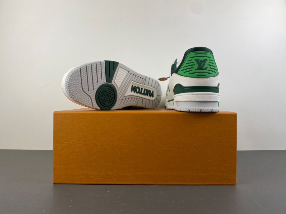 Louis Vuitton LV trainer sneaker 11